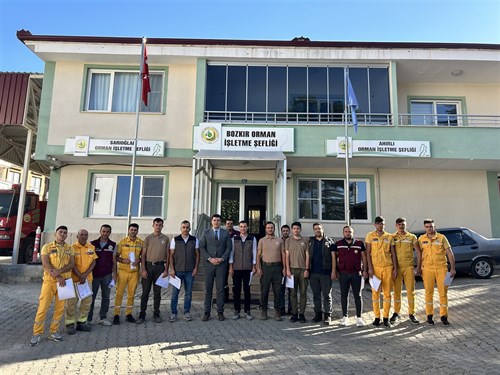 KAYMAKAM TURAN ORMAN İŞLETME ŞEFLİĞİ PERSONELİNE TEŞEKKÜR BELGESİ TALTİF ETTİ