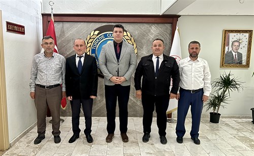 İLÇE MÜFTÜSÜ VE DİN GÖREVLİLERİNDEN KAYMAKAM TURAN'A ZİYARET