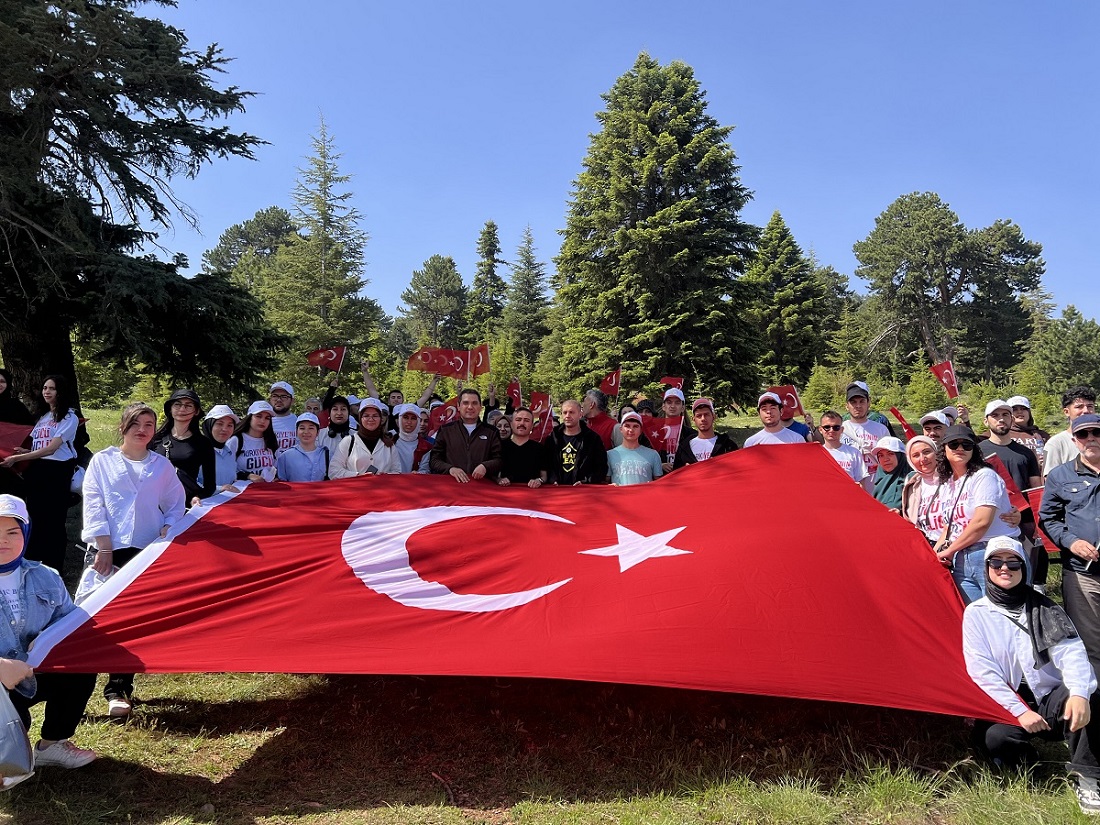 İLÇEMİZDE 19 MAYIS ATATÜRK’Ü ANMA, GENÇLİK ve SPOR BAYRAMI KAPSAMINDA “DOĞA YÜRÜYÜŞÜ” GERÇEKLEŞTİRİLDİ.
